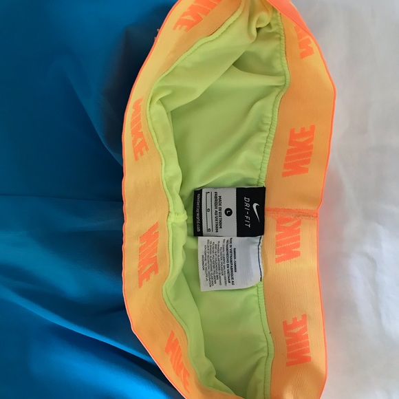 Nike shorts - Picture 4 of 4